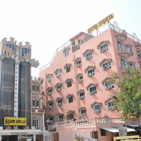 Hotel Soorya International 퐁디셰리 외부 사진