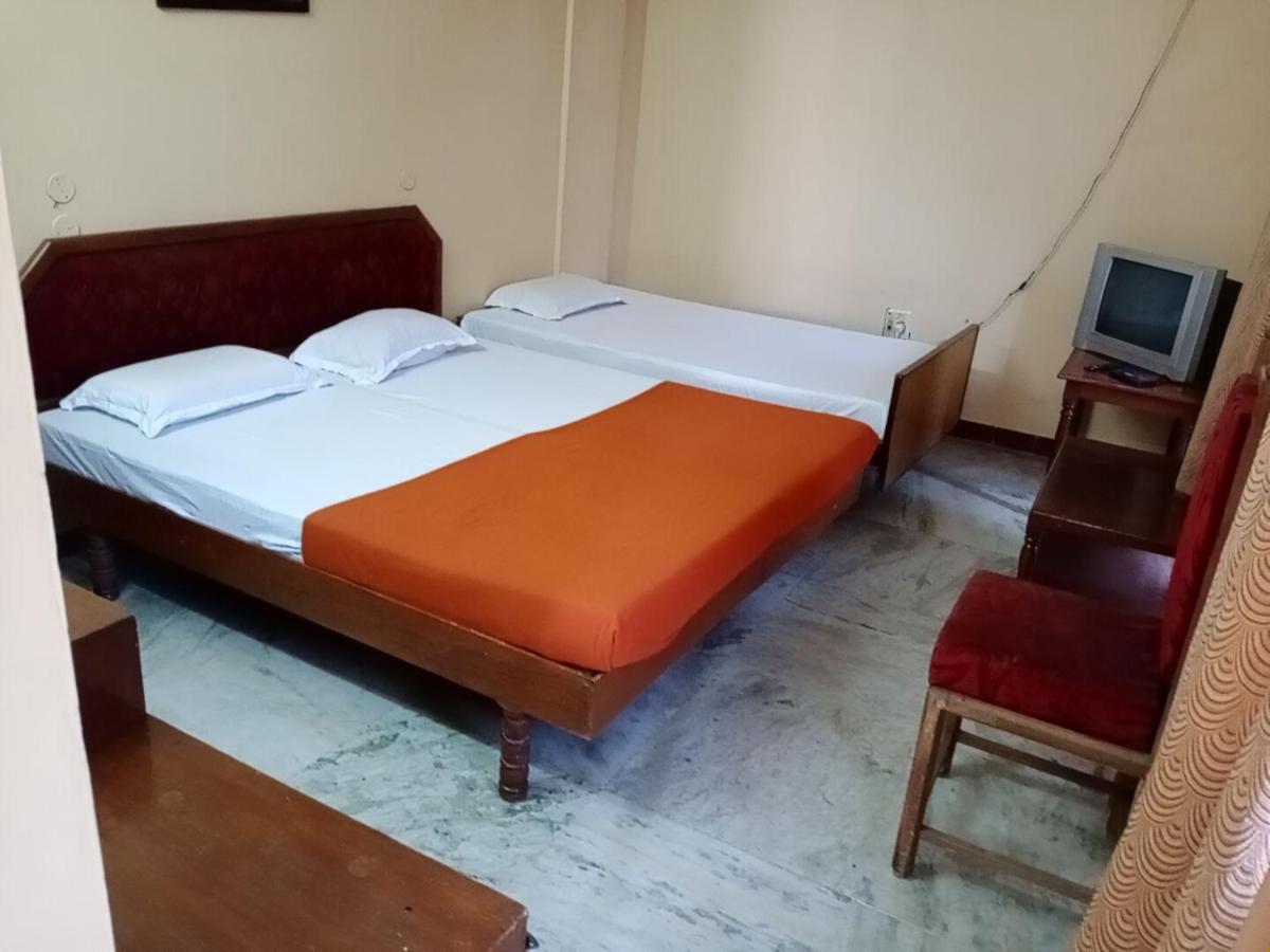 Hotel Soorya International 퐁디셰리 외부 사진