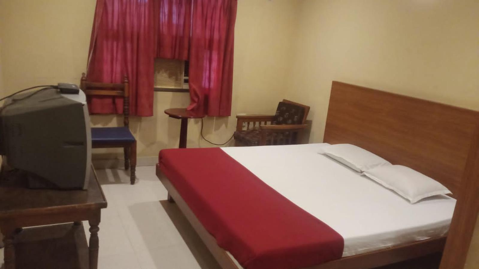 Hotel Soorya International 퐁디셰리 외부 사진